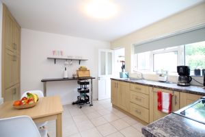 Kitchen- click for photo gallery